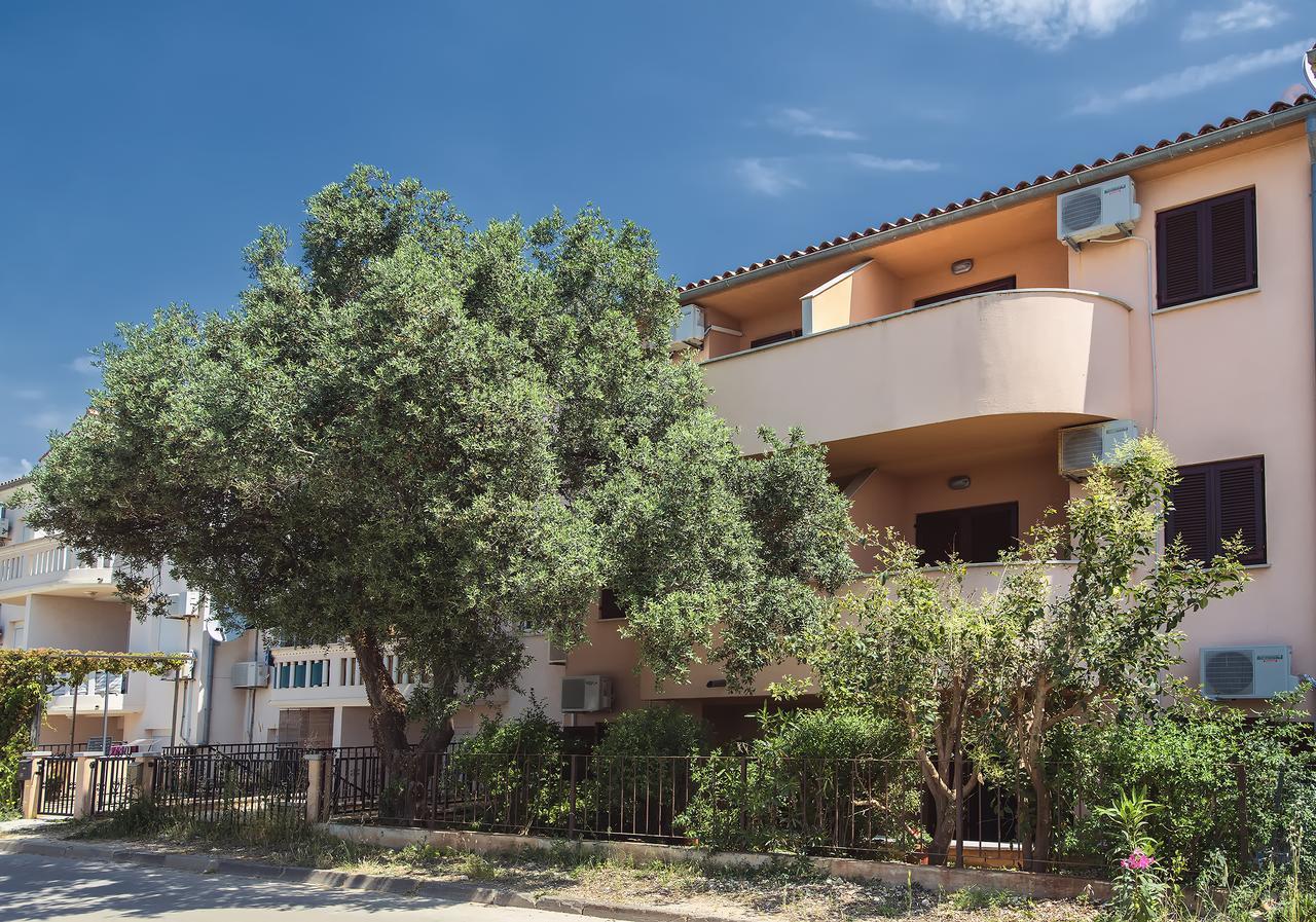 Apartments Ulika Medulin Exterior photo