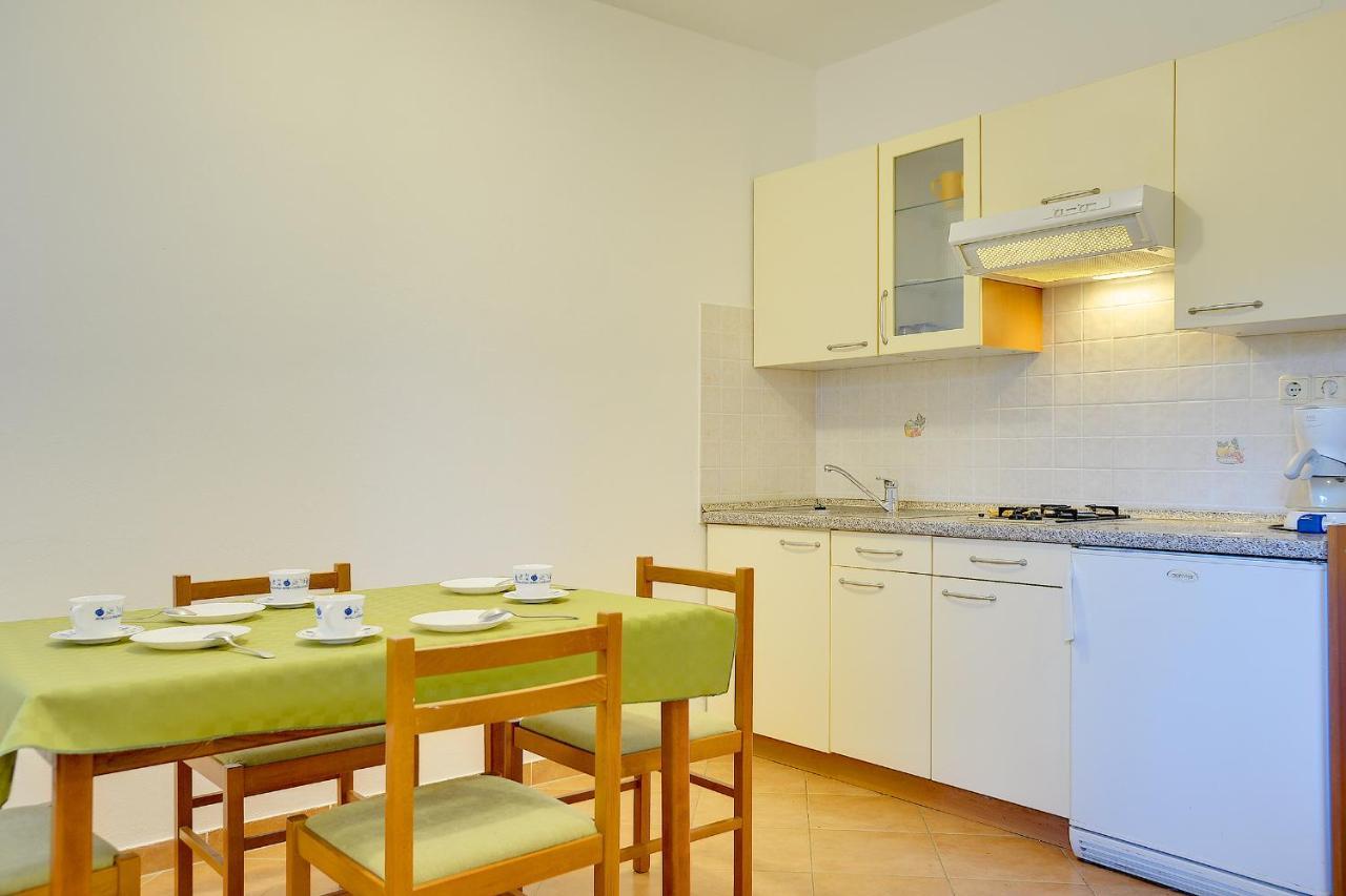 Apartments Ulika Medulin Exterior photo